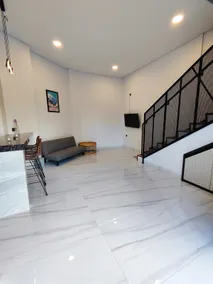 Beautiful House near City Center - Image 2
