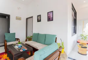 Pristine apartment, great views and location - Image 3