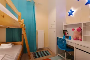 Metropolis Apartment - Image 5