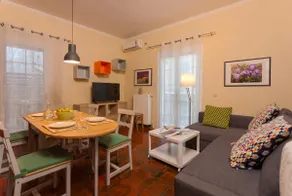 Metropolis Apartment - Image 2