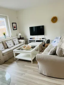 Mulberry House - Image 2