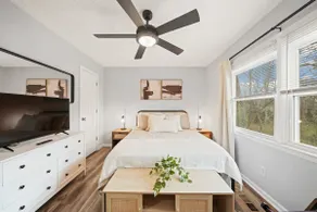 Centrally Located Spacious Home w/ Fire Pit, Games - Image 4