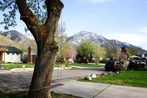 SLC Gem: Epic Views & Spa Hot Tub - Image 3