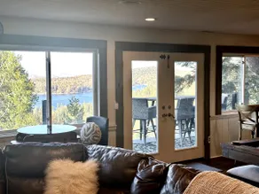 Luxurious Lakeview Cabin with Kids Room&Pool Table - Image 5