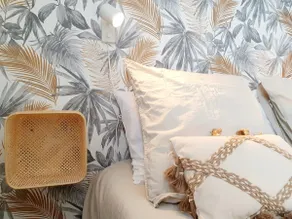 Cozy Palm Tree – Bohemian Apartment Near the Train Station - Image 3