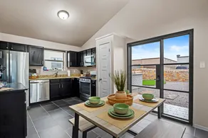 Pet Friendly • El Paso Desert Views - Image 3