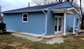 Entire 2 BD Lovely Home Streator - Image 5