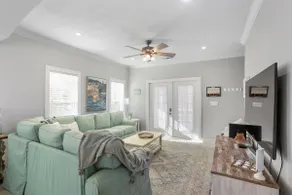 Cozy 3 Bedroom Cottage Located at Purple Parrott Village - Image 5