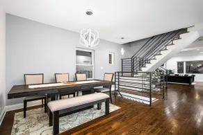 Beautiful/Spacious 7BD - 4BTH Home with Garage! - Image 3