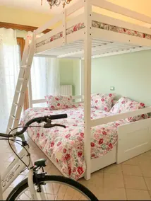 The Goldenfinch House - Image 5