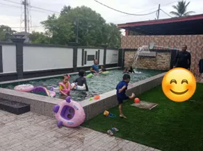 Homestay Kemaman Private Pool Fyna - Image 2