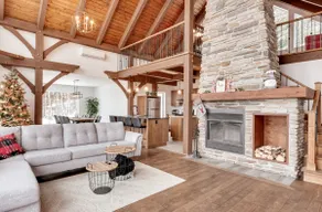 Ô Septième Ciel | View, hot tub, fireplace and pool table - Image 3