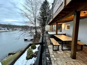Cozy Cabin on the Lake w/ HotTub - Image 5