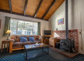 Gull Lake Lodge - Image 4