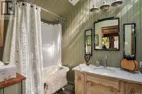 Beautiful cottage on working homestead - Image 2