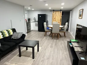 Gorgeous Basement Unit - Image 5