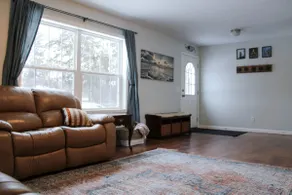 Cozy retreat w/ patio & fire pit. Close to Cayuga Lake and Cornell. - Image 2