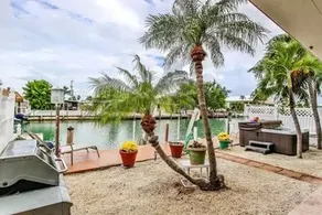 Canal Front, Dock and Cabana Club access - Image 3
