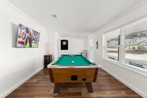 Spacious 6BR by AT&T Stadium Stockyard Heated Pool - Image 2