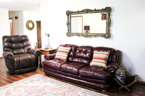 James' Place 2BR/2BA| King Suite | Patio - Image 2