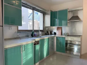 Super-Star 3BR Private Parking ! - Image 2