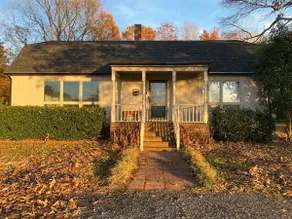 Farmhouse at Scarlett Farms - Image 2