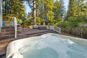 Bluebird's Burrow~ EV Charging, Hot Tub, Firepit, Game Room, Gym - Image 3