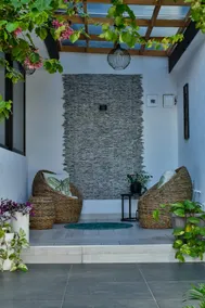 Garden House - Image 2