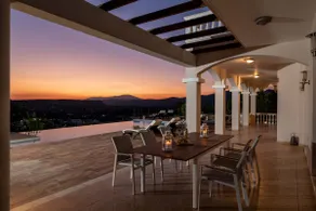 Villa Kamos - Image 2