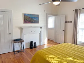 Cute Remodeled 1920s Mill House in Downtown - Image 5