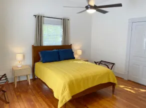Cute Remodeled 1920s Mill House in Downtown - Image 2