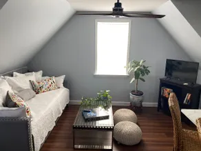 Pvt Apartment Centrally Located - Image 2