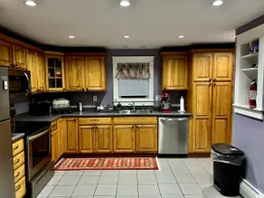 Full Kitchen • 18min Killington - Image 3