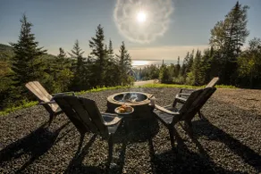 Home-style hotel – Mystik Charlevoix, spa and views - Image 4