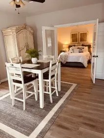 Cozy Bungalow *35 mins to ATL* - Image 3