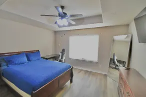 3 Story Townhome (3 bed, 3 baths) 1Gig EV Chrg - Image 3