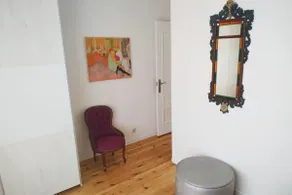 Sunny apartment between beach and mountains - Image 3