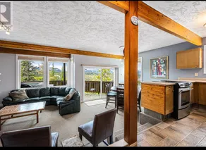 Glacier View Chalet - Mount Washington - Hot Tub - Image 2