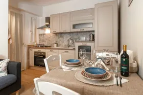 Comfy 2 Bedrooms apt with A/C and Parking - Image 5