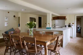 Best Boutique Stay Muddy Stilettos Award sleeps 10 - Image 3