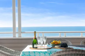 Luxury Beach House Retreat Beach - Image 3