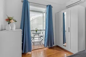 Contemporary Character! 3Bed/1.5Bath/1Car~New Farm - Image 3