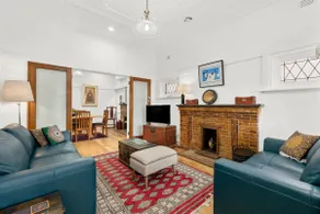 Two bedroom house with great outdoor area - Image 5