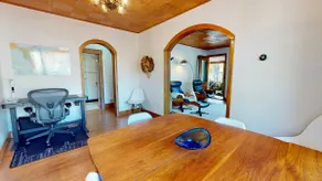 Jades Place, Executive - Image 4