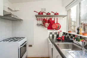 Super 1BD Garden Flat Islington London - Image 4
