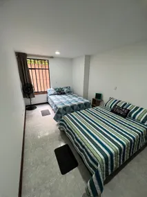 Spacious and exclusive apartment - Image 4
