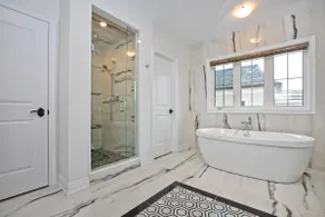 Balcony House with Separate Entrance，free Parking - Image 3