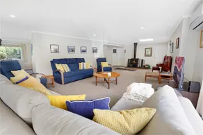 Raymond Island Retreat-4BR Pet-friendly w/ Jetty - Image 5