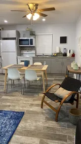Cozy house near Design District - Image 4