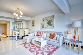 3BR Duplex | Pool & Mall Access | Wi-Fi & Smart TV - Image 2